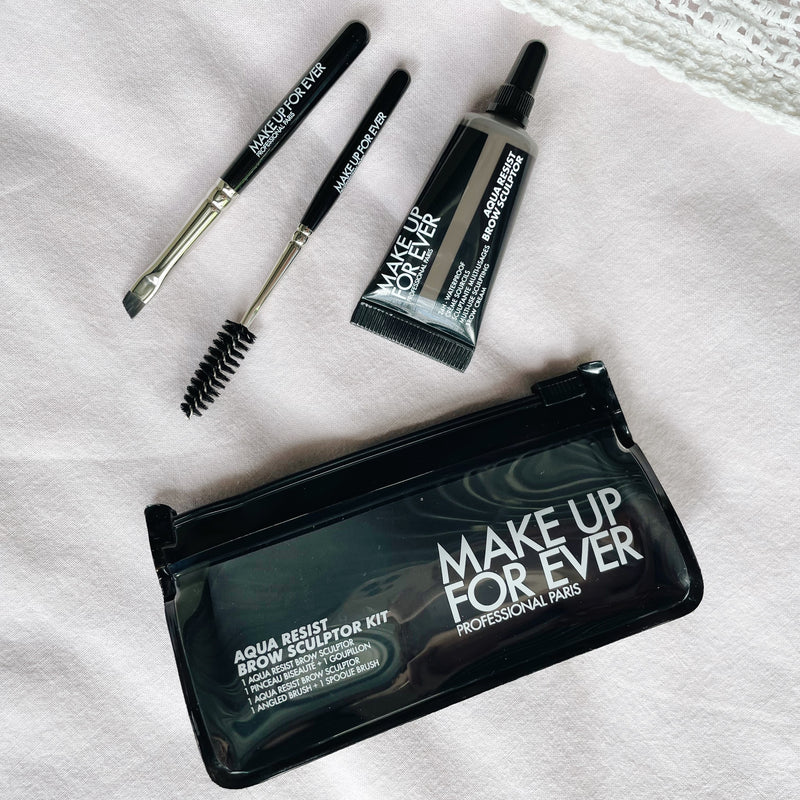 make-up-for-ever-aqua-resist-brow-sculptor-kit